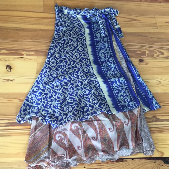 Dresses & Skirts - Silk reversible wrap skirt